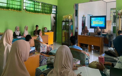 Rapat Program Kerja Madrasah Aliyah DDI Pattojo Tahun Ajaran 2025/2026